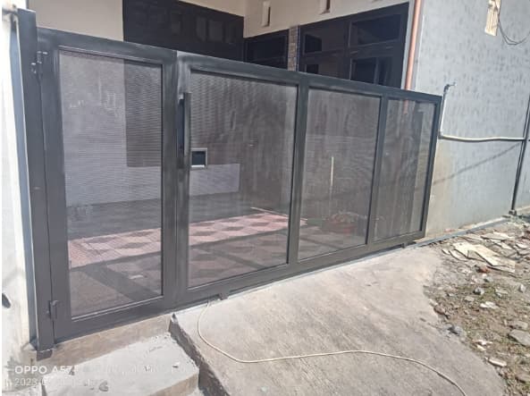 Foto indah produk yang tertata rapi