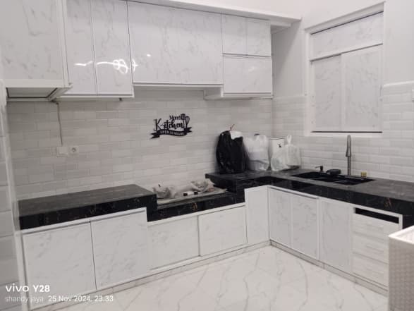 Foto indah produk yang tertata rapi